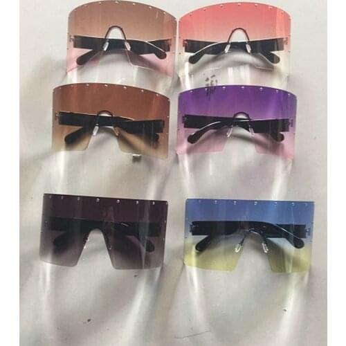 MINCL 2019 Sexy Women Oversize Mask Shape Shield Visor Sunglasses Women Fashion Men Flat Top Windproof Hood eyewear UV400 NX