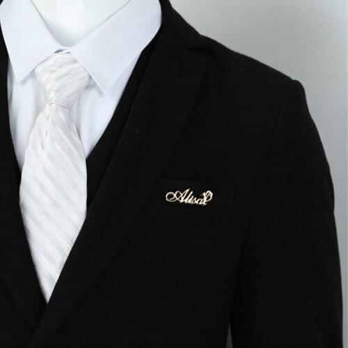 Fils Personalized Custom Name Brooch For Men Fashion Stainless Steel Gold Name Pins Nameplate Brooch Women Wedding jewelry Gift