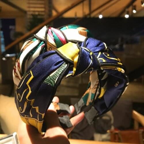 Hair accessories womens middle knotted Wide side headband fashion wild headband wash sports hair band Yoga headwear