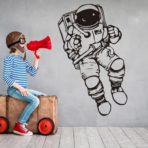 Large Outer Space Cosmonaut Astronaut Wall Sticker Bedroom Nursery Spaceman Man Cave Astronaut Wall Decal Vinyl Home Decor