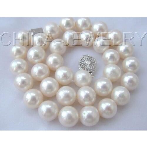 P807-AAAA 17" 12-13mm natural white round freshwater pearl necklace-14k white gold