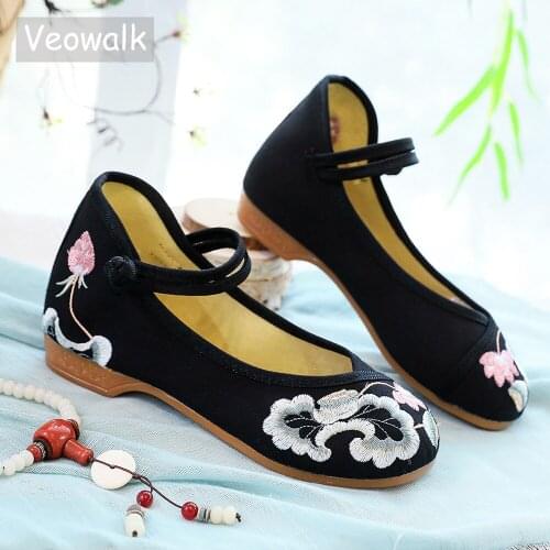Veowalk Lotus Embroidered Women Canvas Mary Jane Flats Retro Ladies Casual Comfort Cotton Ballerinas Shoes Woman Costume Shoes