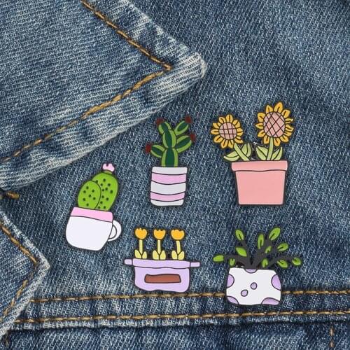 Lovely Potted Plant Custom Brooched Cartoon Mini Cactus Succulent Enamel Pins Badges Backpack Denim Jackets Lapel Pin Jewelry