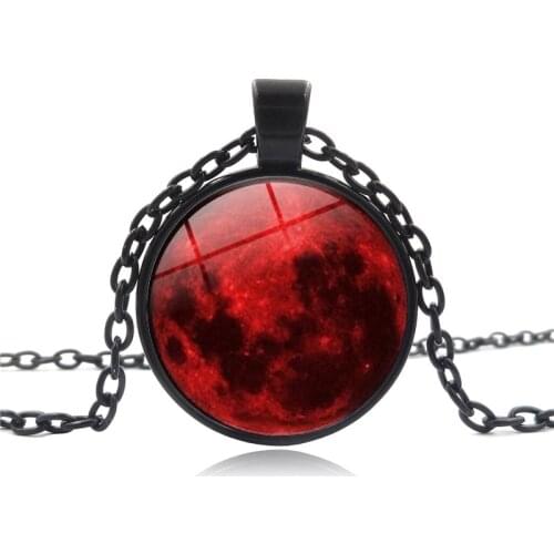2018 New Blood Red Moon Pendant Necklace Nebula Astrology Gothic Galaxy Outer Space Mens Womens Glass Cabochon Jewelry Gifts