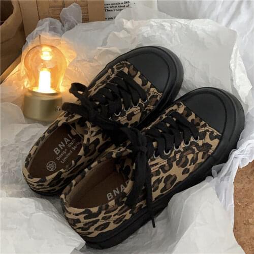 Leopard Print Black Shoes Womens 2021 Spring Latest Internet Hot Thick Bottom Canvas Shoes Ins Board Shoes Fashion