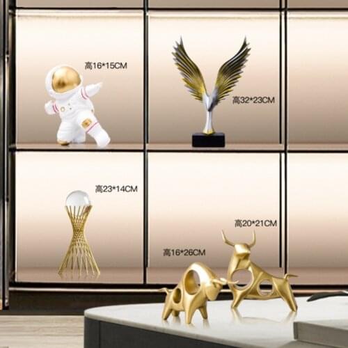 Nordic Light Luxury Home Decor High-end Home Accessories Modern Living Room Decorations Offices Ornaments Figurines For Interior