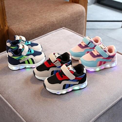 ChildrenS Light Led Shoes Glowing Sneakers Breathable Mesh Shoes Led Shoes Boys Girls Kid Causal Sneakers With Luminous Sole