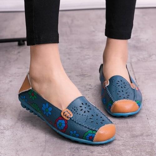 2021 Flat Shoes Women Flower Slip On Shoes Ladies Mixed Colors Vulcanized Shoes Outdoor Genuine Leather Loafers Mom Footwear