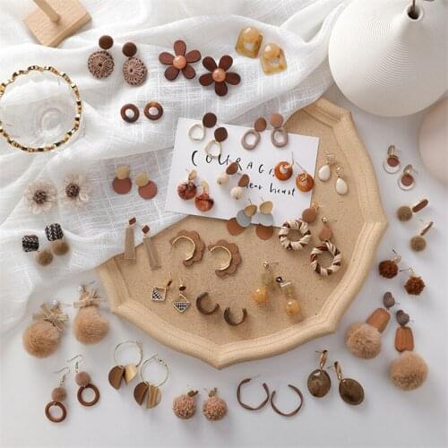 Korean Coffee Pompon Circle disc Heart Flower Statement Plush Drop Earrings Geometric Acrylic Pendientes Mujer Moda Brincos