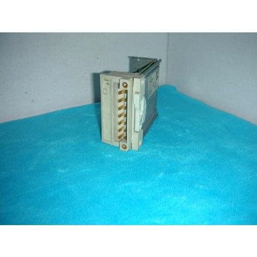 1PC USED SCHNEIDER TSXDEZ12D2