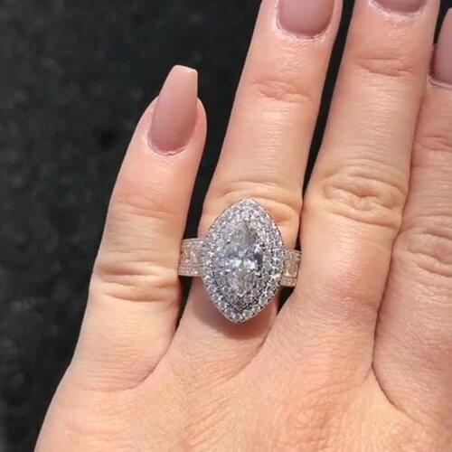 Huitan Classic Design Marquise Shaped Rings for Women Full Bling Iced Out Wedding Engagement Rings Luxury Cubic Zirconia Jewelry