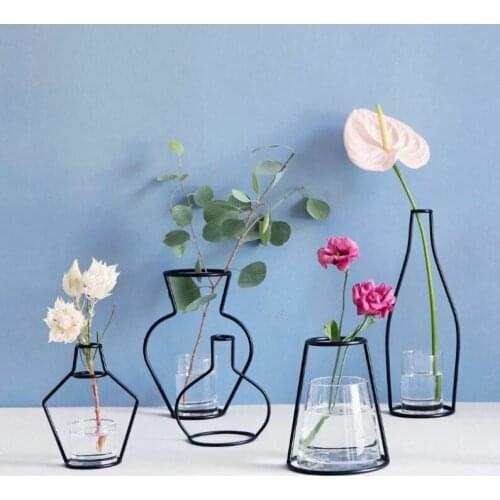Creative Art Style Retro Iron Line Flowers Vase Metal Plant Holder Modern Solid Nordic Styles Iron Vase Home Art Garden Decor
