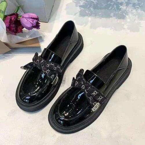 Lisapie Women Loafers Patent Leather Round Toe Spring Autumn Ladies Slip-On Flats British Style Uniform JK Lolita Platform Shoes