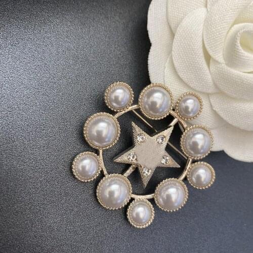 Hot Brand Fashion Jewelry Vintage Camellia Flower Style Snowflake Brooch Sweater Brooche Flower Pearl Fashon Camellia Brooches