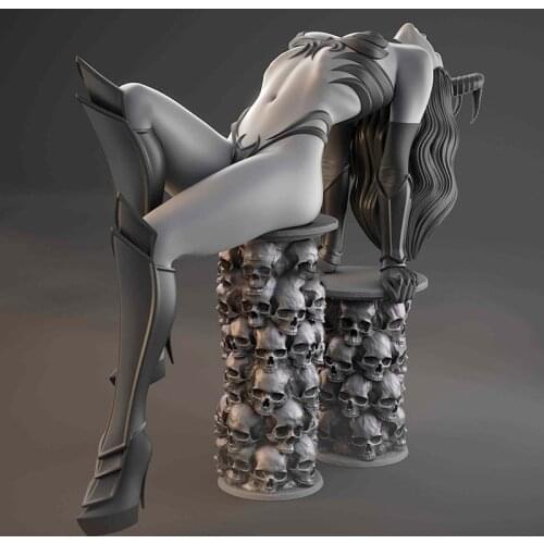 1/24 Resin Model Kits Female Devil Figure Unpainted No Color RW-102