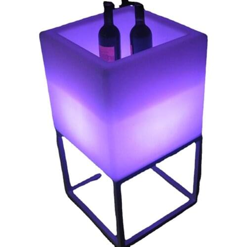 Outdoor Glowing Bar Party Nightclub Furniture White Plastic Illuminated Led Cube Shaped Champagne Ice Bucket with Stand