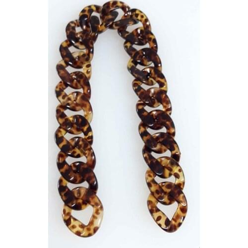 Acrylic, leopard pattern 45 cm chain
