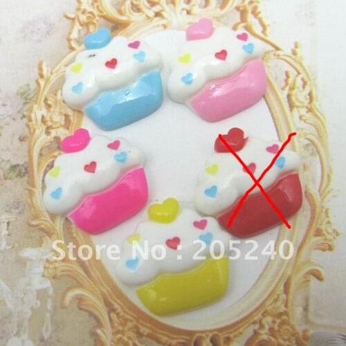 30pcs/Lot Kawaii Resin Cupcake Cabochons Botoes De Resina Flat Back Lovely Resin Food For DIY Decoration with 10 Deisgns