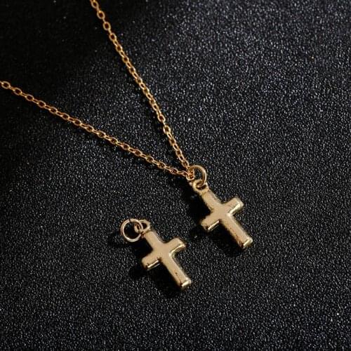 Simple Fashion Gold Cross Pendant Necklace For Men Classic Luxury Ladies Necklaces Long Chain Male Necklaces Gifts