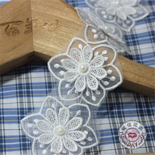 Free Shipping 20pcs/lot 6cm White Lace Flower with Beads Decoration/ Lace Flower DIY Collar Applique Material Z771