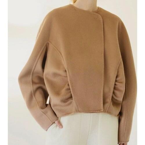 2020 New Simple Style Autumn and Winter European and American Womens Camel Pleated Coat Short Single-breasted Jacket