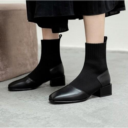 QZYERAI 2021 Fashion Cow Genuine Leather Women Ankle Stretch Boots Square Heel Short Boots Ladies Boots Black Booties