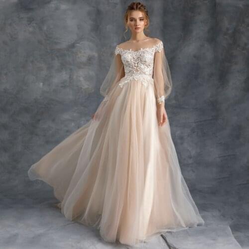 Scoop Long Sleeves Appliques Lace Beads Buttons Tulle A-Line Wedding Dress 2021 Vestido De Noiva Bridal Gown