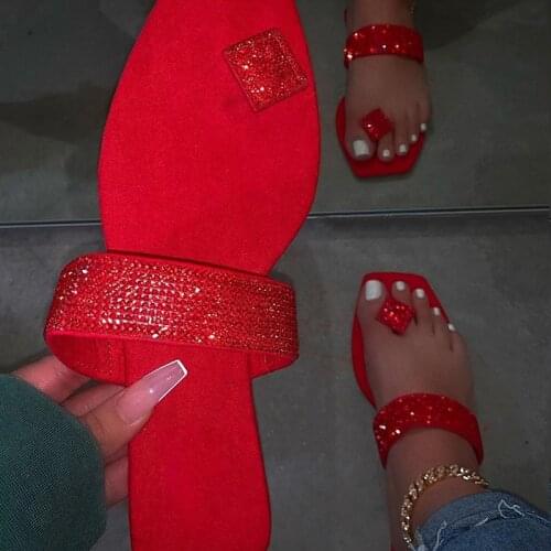 New 2020 Bright Diamond Slippers Spring/summer Single Finger Rhinestone Candy Color Flat Women Sandals Durable Beach Non-slip