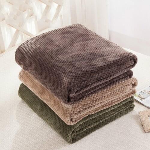 Brand Throw Blanket Breathable Mesh Blanket Coral Flannel Blanket Sofa Couch Bed Plane Travel Plaids Victoria TV Blanket