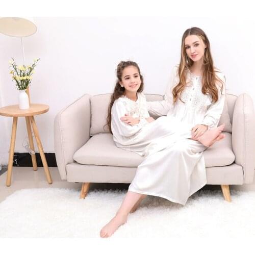 Spring Autumn Mother And Child Cotton White Ladies And Girls ChildrenS Wear Princess Royal Nightdress Gown Intimate Sleepwear