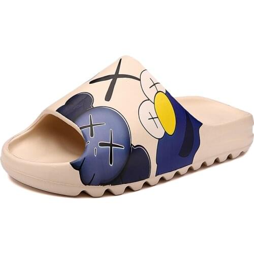 Size 46 Hollow Out Home Women Men Slippers Quick-dry Breathable Indoor Bathroom Slides Non Slip Lightweight Flats Couple Shoes