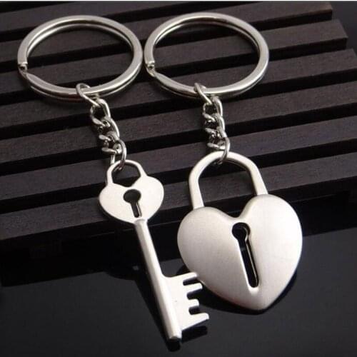 Novelty Couple Keychain Lovers Key Heart Key Chain Ring Llaveros Casual Tri Anniversary Gift, Personalized Gifts For Couple