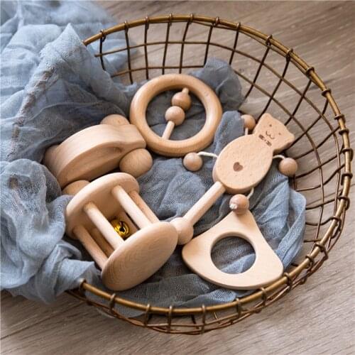 1pc Baby Teether Toys Wooden Bell Rattle Animal Moon Beech Ring Rattle BPA Free Wood Car Toddler Toys Newborn Gift Baby Product