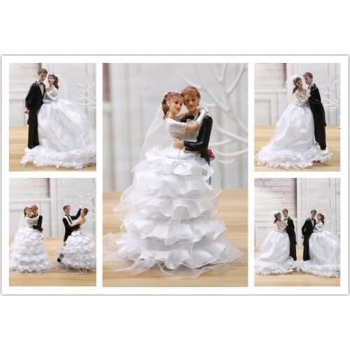 Mixed style High quality Dancing bride and groom Cake Topper Resin Figurine wedding cake topper for Wedding/Anniversary Decor
