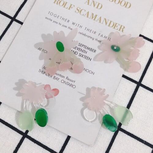 DIY jewelry accessories summer small fresh earrings acrylic hand-made stitching simple flower earrings earrings 2pcs