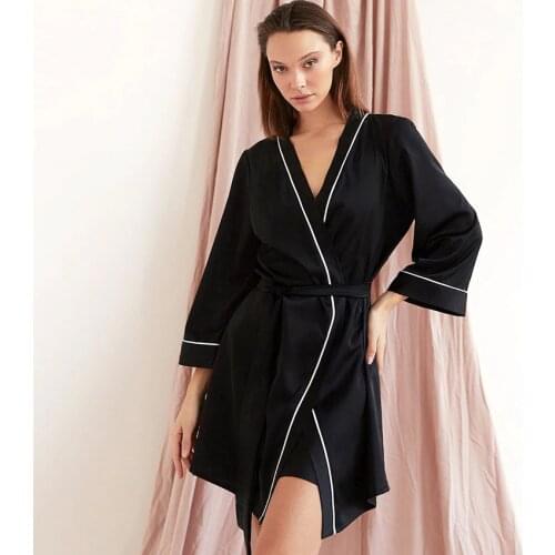 2 Piece Pajama Set Women Roupao De Banho Silk Robe Satin Bathrobe Black Three Quarter Satin Sleeping Wear Set for Women
