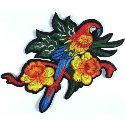 2PCS A Pair of Parrots Lucky Bird Animals Patches Full Embroidered Decorate Patch Iron on Jeans/Jackets Bag/Clothes Stickers