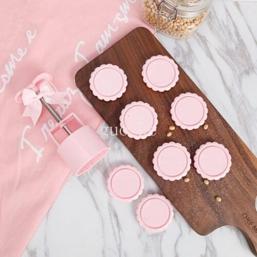 Chef made moon cake mold pink cat pattern hand-pressed round embossed three-dimensional set baking supplies