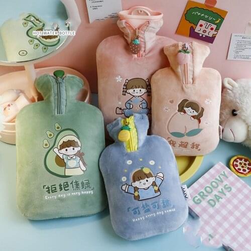 Cute Plush Avocado Warm Water Bag PVC Water Injection Zipper Hot Water Bottle Portable Winter Warm Recyclable Fruit Hand Warmer
