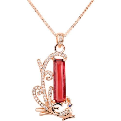 Vintage Luxury Peacock Red Crystal Ruby Gemstones Diamond Pendant Necklaces for Women Rose Gold Color Choker Chain Jewelry Gift