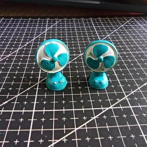 1pcs/lot Resin fan 27mm Ornaments Micro landscape Ornaments Creative Home Gardening Decorations