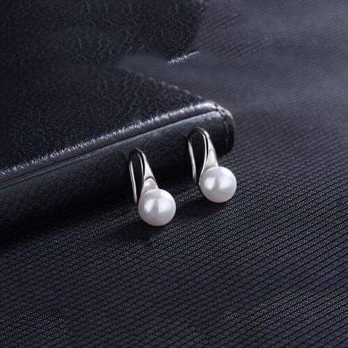 2019 New White Teardrop Simulation Pearl Earrings Dangle For Women Style Jewelry Long Temperament Simple Charming Hook Earrings