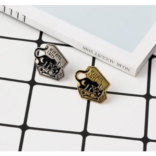 Black Cat in the box Enamel Pin If it fits I sits Brooches Metal Brooch Punk Goth Pins Badge Gift for Women Men