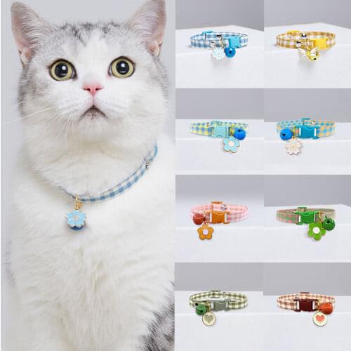 Kitten Collar with Bell Cute Flower Pendant Cat Collars Breakaway Adjustable Puppy Collar Pet Supplies Necklace for Kittens