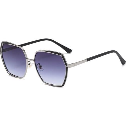 Vintage Sunglasses Women Irregular Metal Sun Glasses For Female Gradient Lenses Retro Glasses Lentes De Sol Mujer Anti UV400