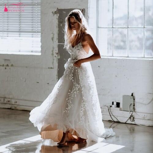 Leaf Lace Wedding Dresses A Line Sweep Train Backless Luxury Bridal Gowns Uniques Noivas ZW376
