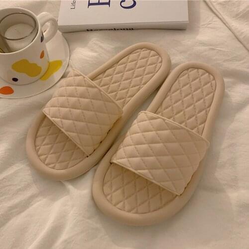 Sandals and slippers female summer 2021 new net red fashion simple trendy flat slippers soft bottom solid color fashion