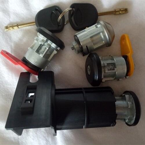 DAKATU IGNITION Door lock cylinder left /right door lock cylinder for Ford Fiesta 03-06 Car lock cylinder full set