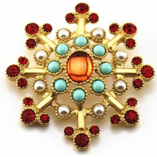 High-grade elegance inlaid with colored semi-precious stones Imitation pearl alloy Matte gold snowflake brooch Christmas gifts
