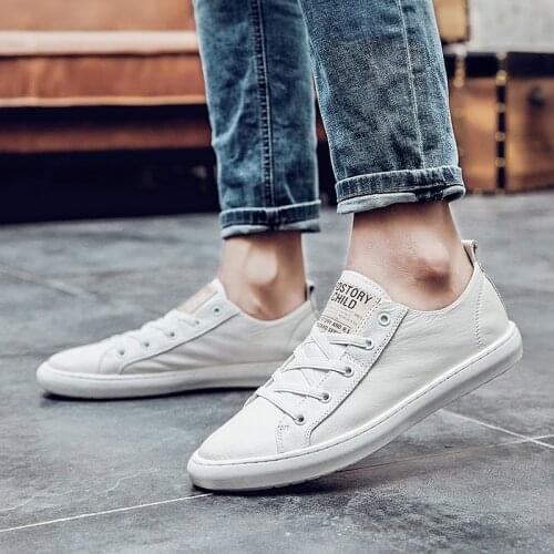 Fashion White Casual Sneakers Men Comfortable All Match Daily Light Sneakers Off White Light Breathable Sports Running Sneakers